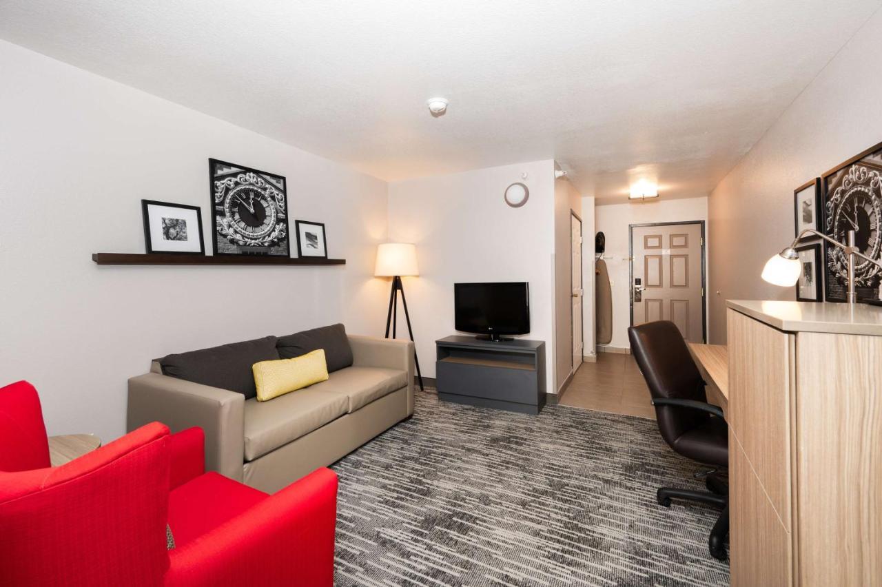 Country Inn & Suites By Radisson, Bloomington-Normal Airport, Il Zewnętrze zdjęcie