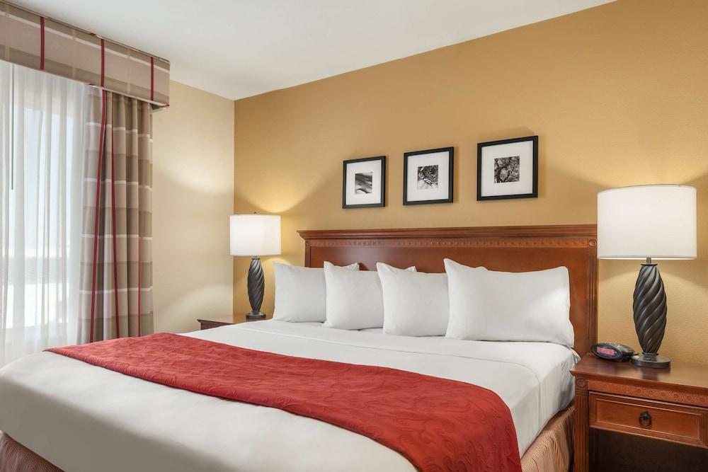 Country Inn & Suites By Radisson, Bloomington-Normal Airport, Il Zewnętrze zdjęcie
