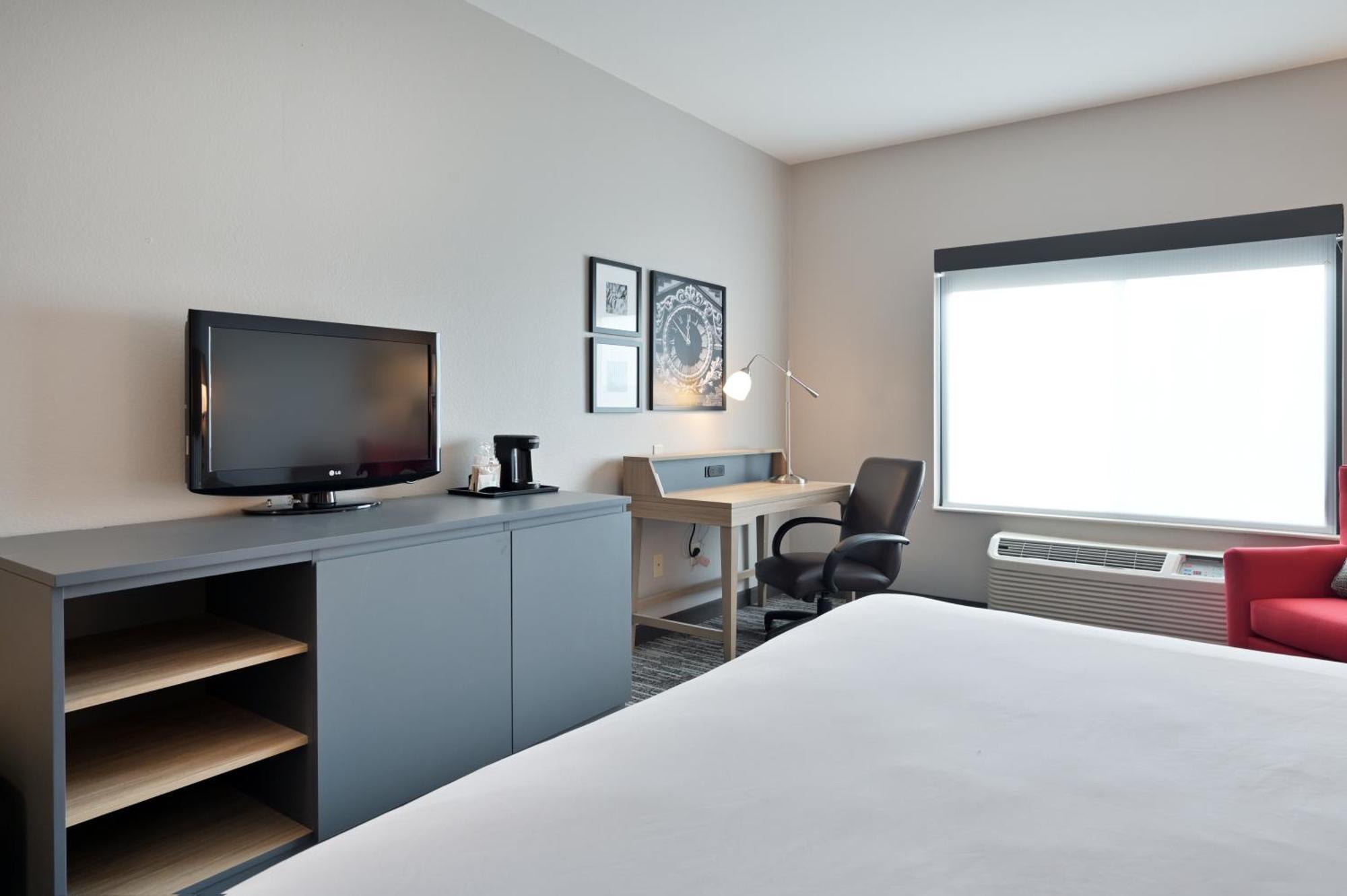 Country Inn & Suites By Radisson, Bloomington-Normal Airport, Il Zewnętrze zdjęcie