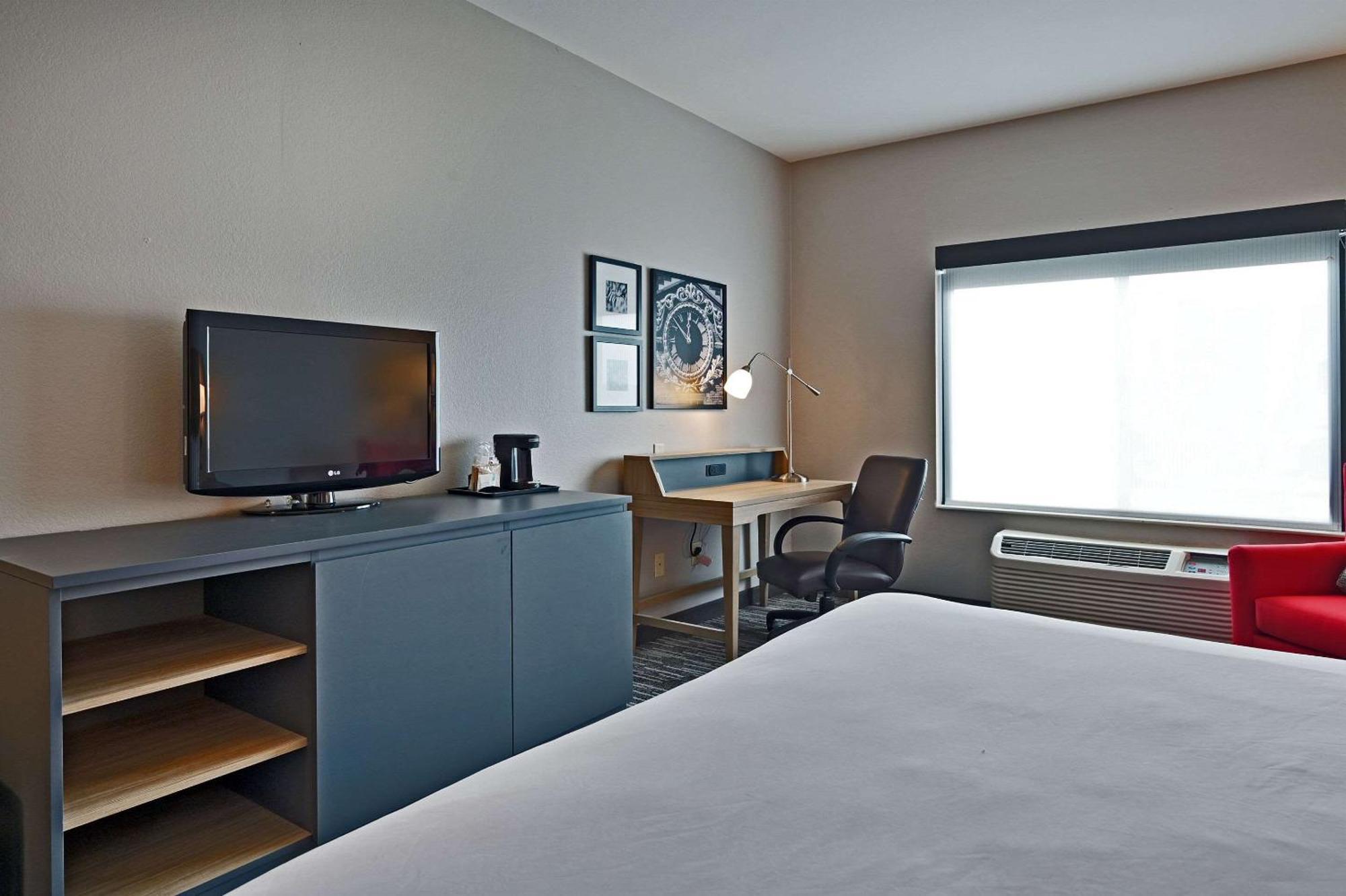 Country Inn & Suites By Radisson, Bloomington-Normal Airport, Il Zewnętrze zdjęcie