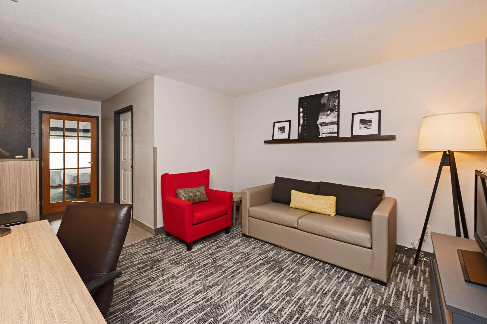 Country Inn & Suites By Radisson, Bloomington-Normal Airport, Il Zewnętrze zdjęcie