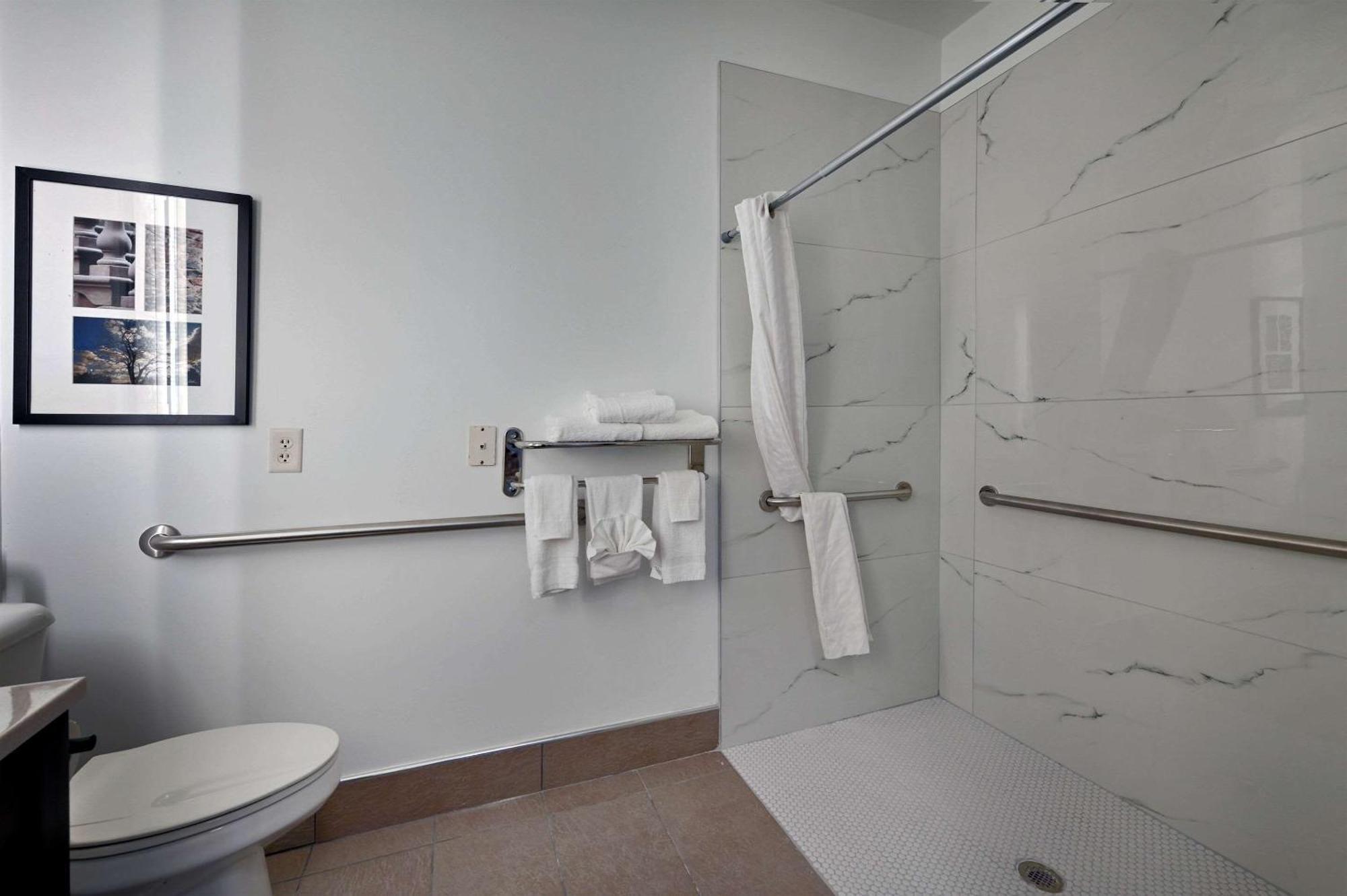 Country Inn & Suites By Radisson, Bloomington-Normal Airport, Il Zewnętrze zdjęcie