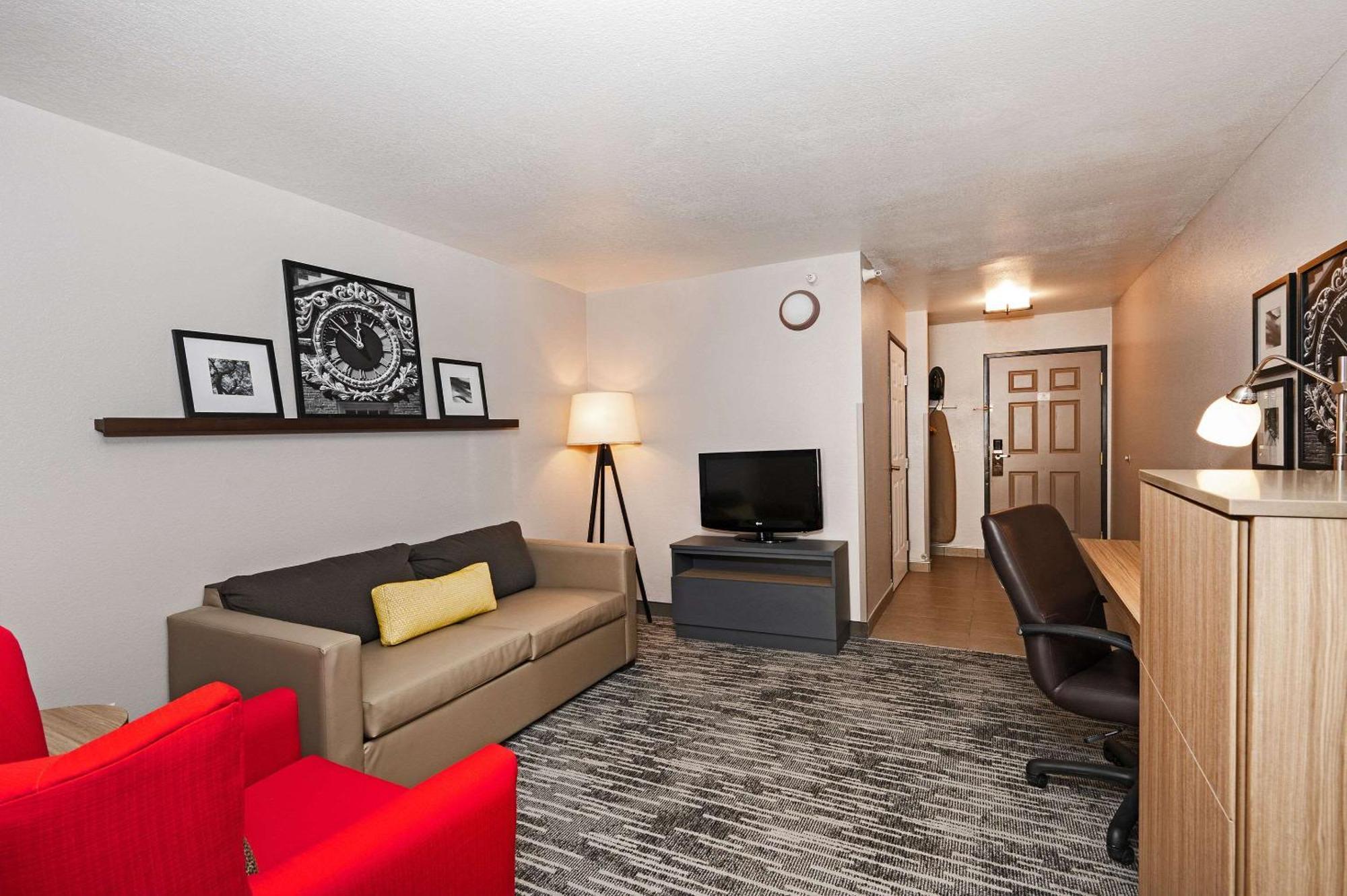 Country Inn & Suites By Radisson, Bloomington-Normal Airport, Il Zewnętrze zdjęcie